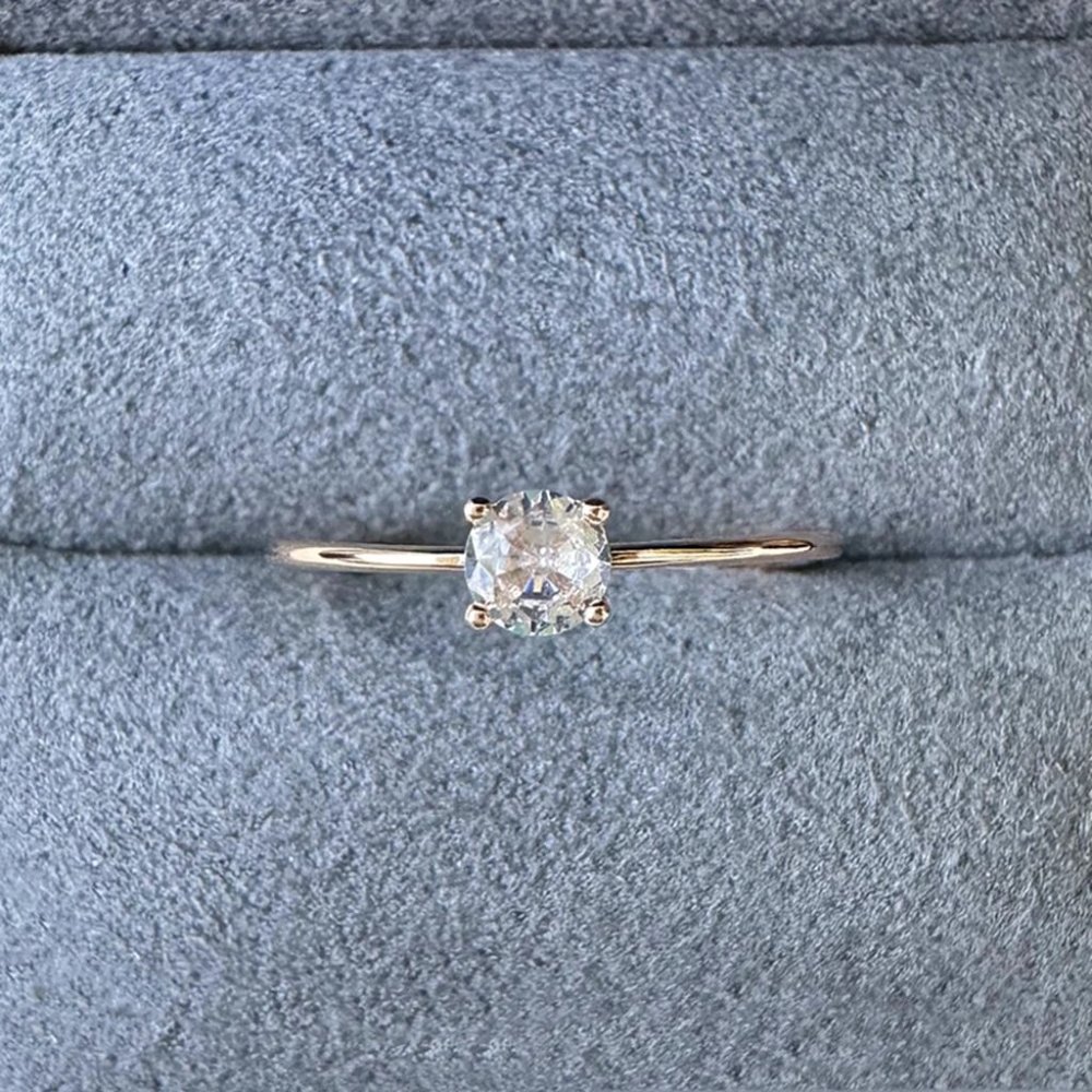Stunning Certified Petite 0.30Ctw Moissanite Diamond Ring 18k White Gold - Picture 4 of 7